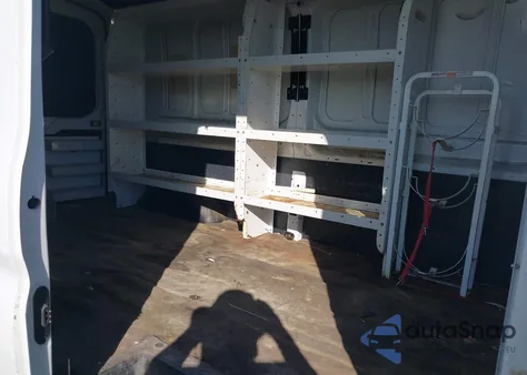 2017 Ford Transit-250 z USA, uszkodzony, nr VIN 1FTYR2CM2HKA89279